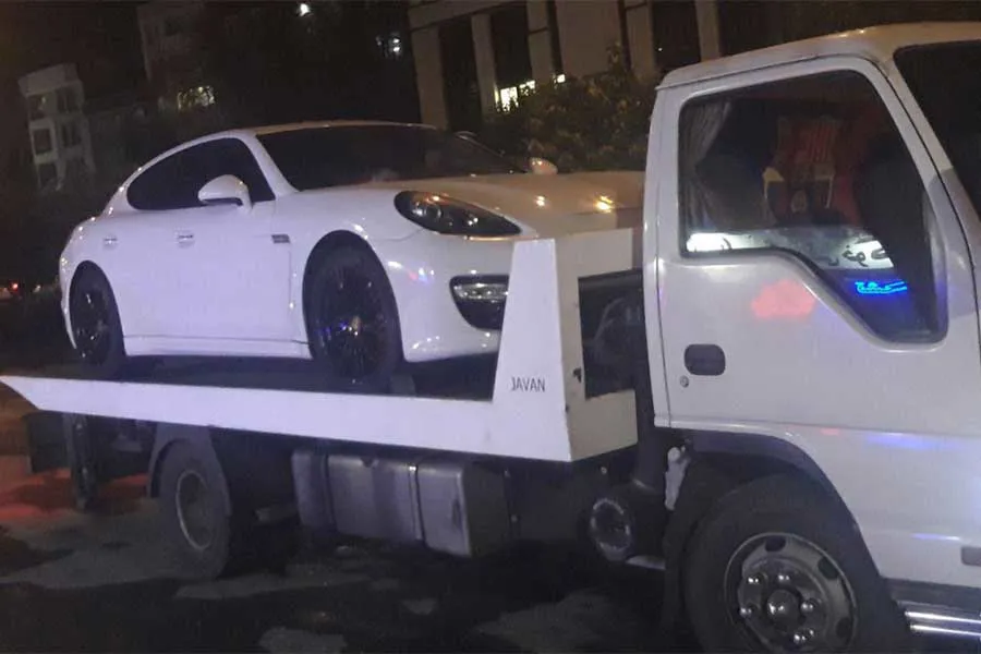 کفی خودروبر فرحزاد